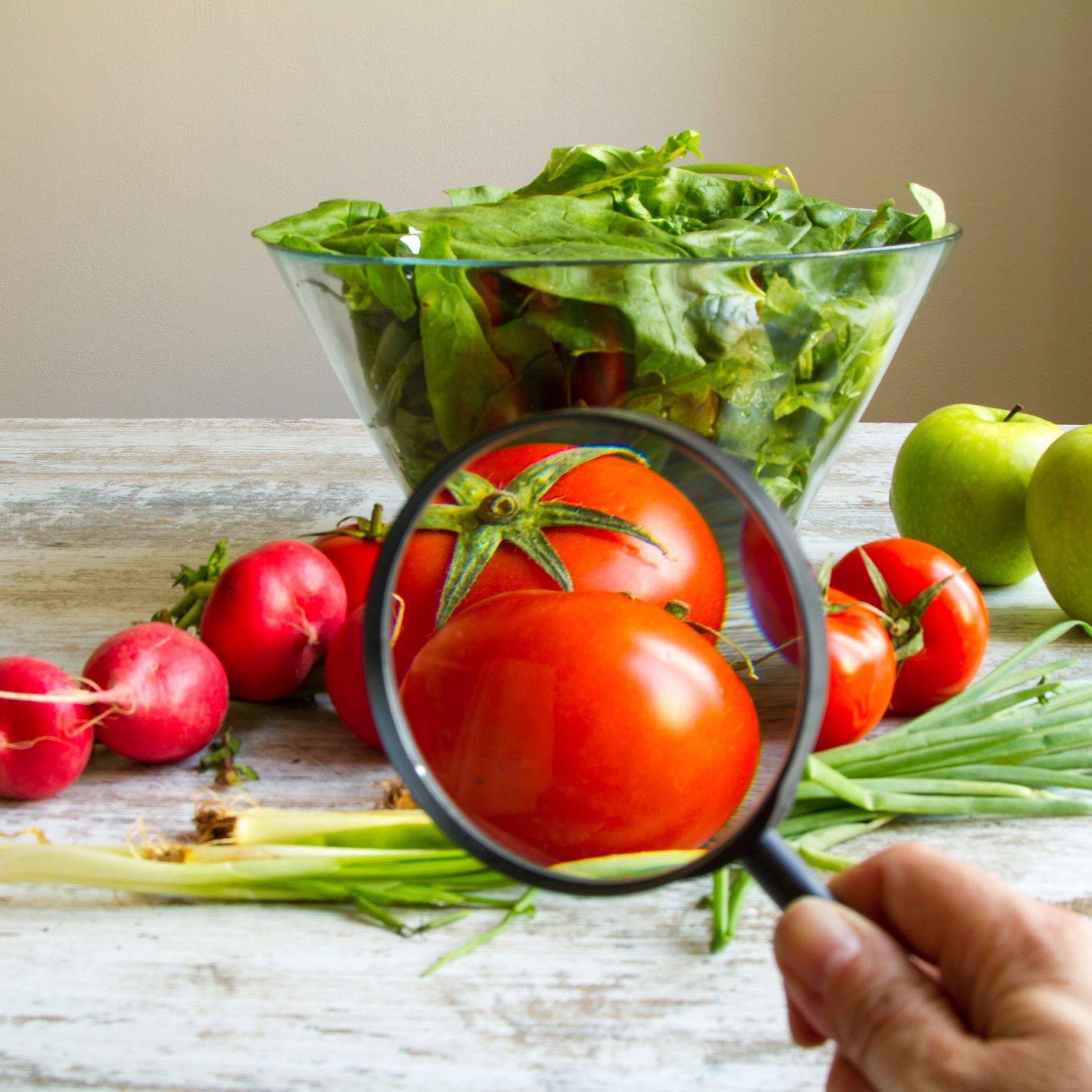 Analysing food, pesticides free vegetables